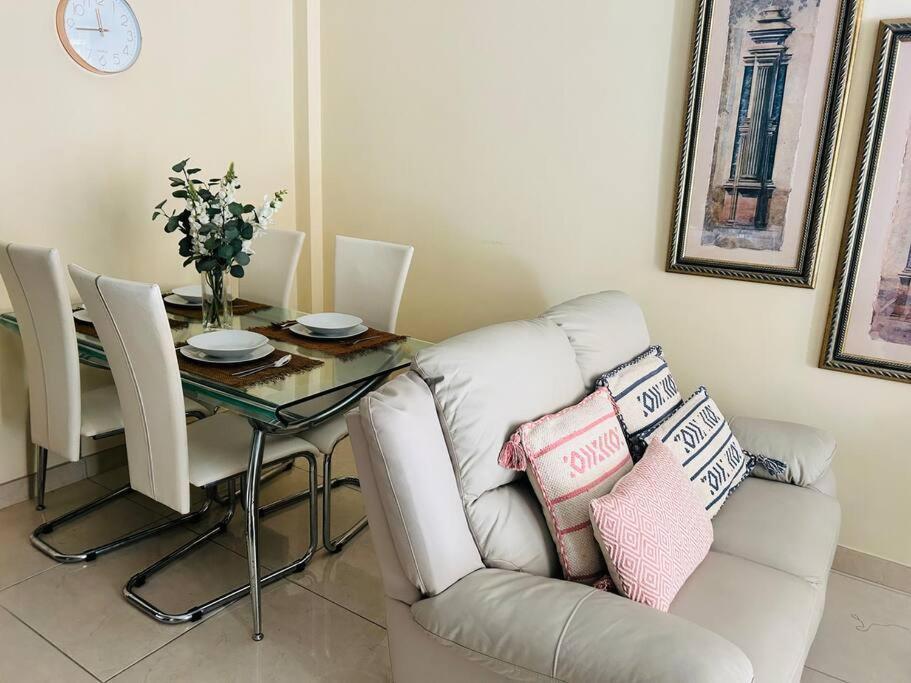 Апартаменты Flat On The Paseo Maritamo! Эстепона Экстерьер фото